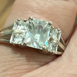 Cubic zirconia and Sterling Silver Diamond look engagement ring